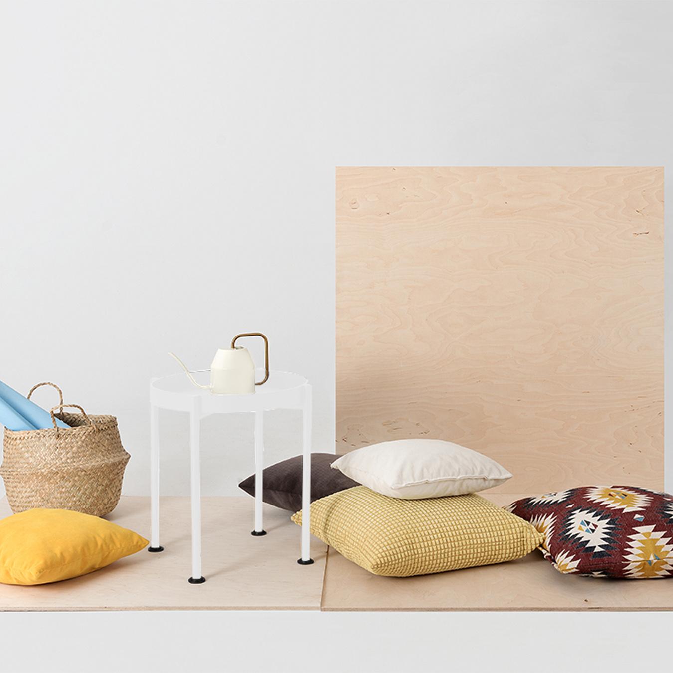 Hanna 40-1F Coffee Table - White by Custom Form